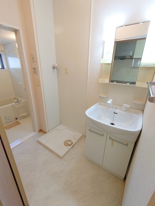 使いやすい洗面所です ハレクノ梶田