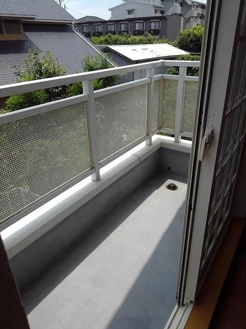  ラ・メゾン若草