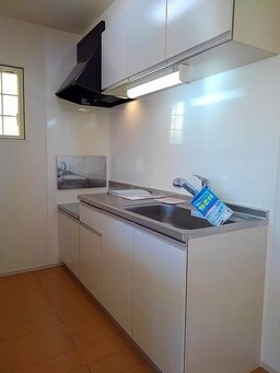 コンパクトなキッチンで掃除もラクラク