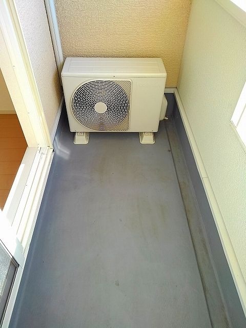 バルコニーがあります ウエスト　ブリッサ　Ｂ