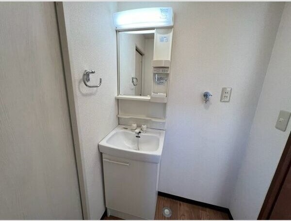  南荘マンション