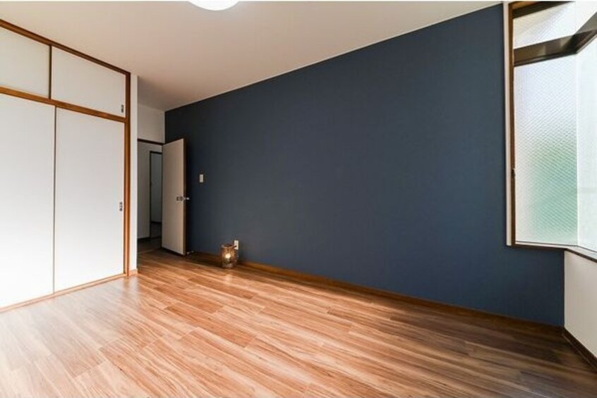 落ち着いて過ごせるお部屋なので、寝室にいかがでしょうか エクセルコート名和