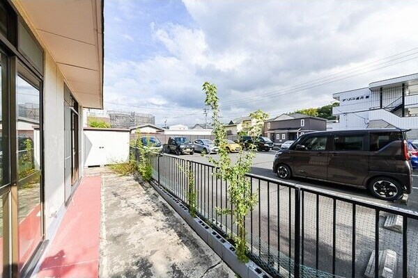 簡単な家庭菜園も楽しめるお庭です エクセルコート名和