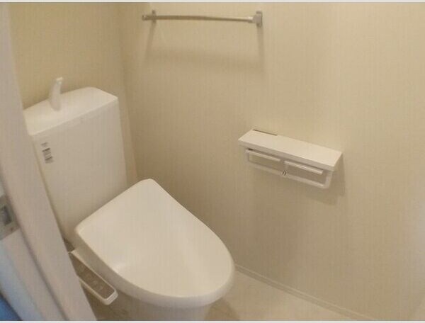 落ち着いたトイレです GRAND　D-ROOM呼続