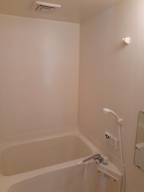  サンコリ－ヌ　Ａ