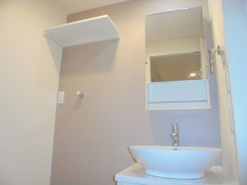  オウルージュ鶴里駅前