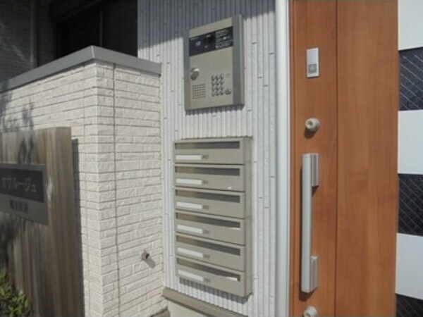  オウルージュ鶴里駅前