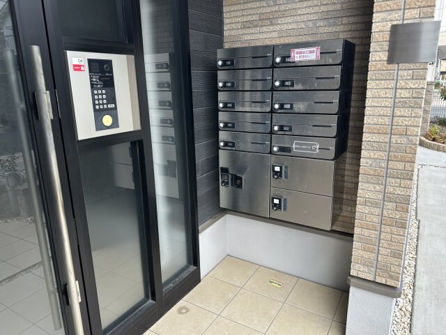  フローリッシュ　Ｒ