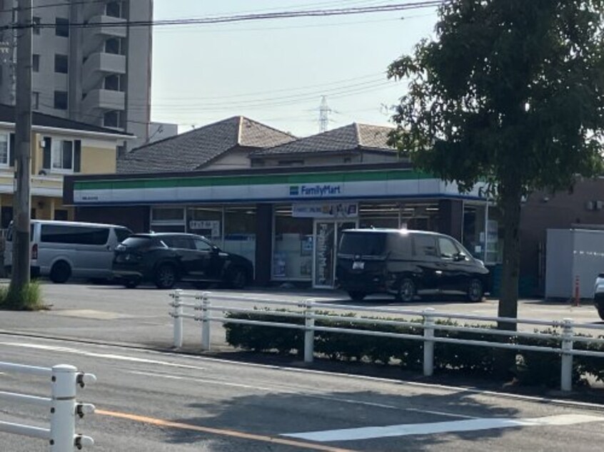 ファミリーマート東海しあわせ村店(コンビニ)まで1102m スプリングウッド