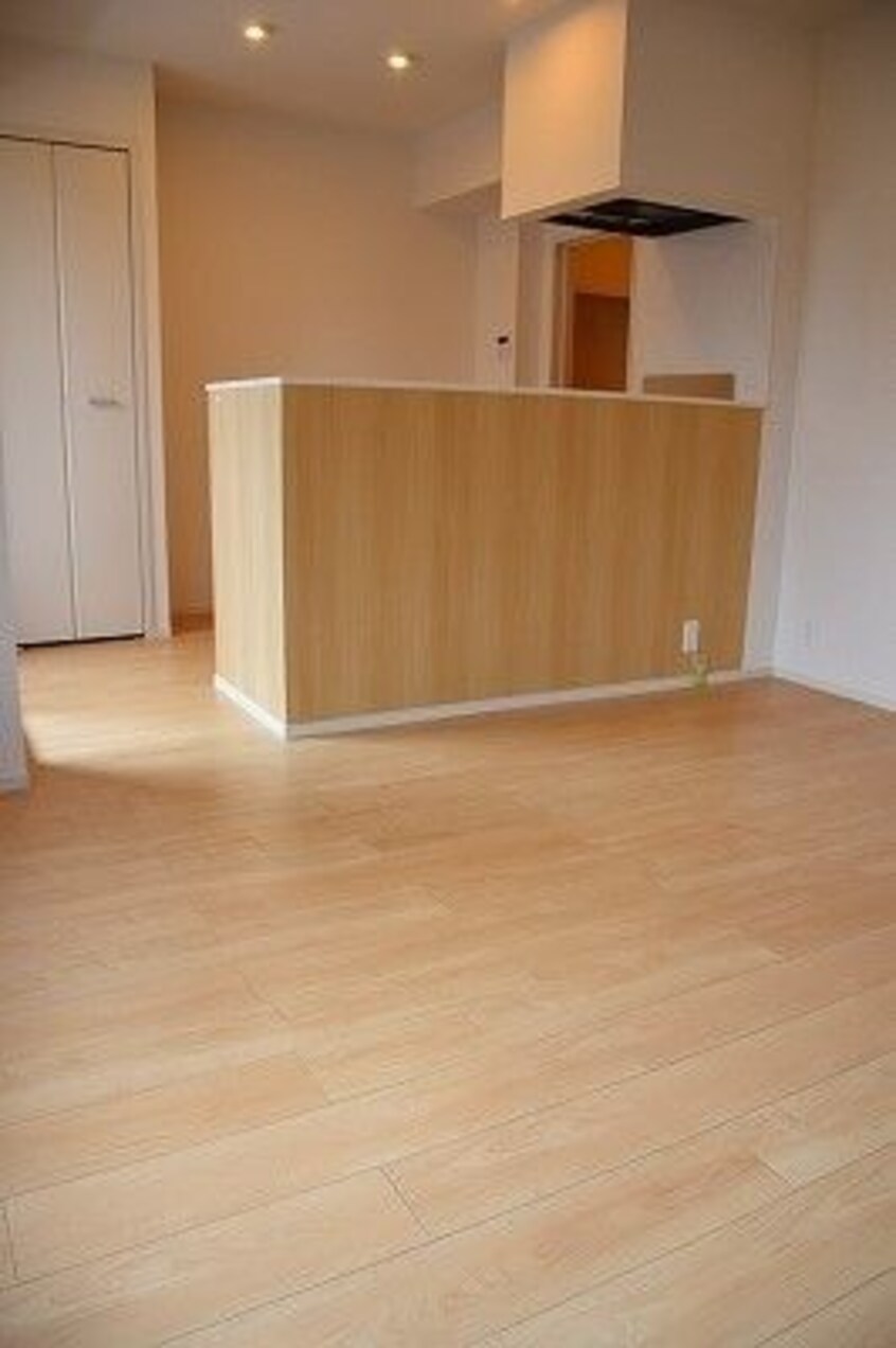  メルヘン　フォレスト　Ｂ