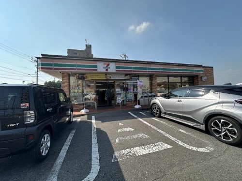 セブンイレブン 東海市大田町店(コンビニ)まで1273m メルヘン　フォレスト　Ｂ
