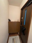 シンプルで使いやすい玄関です パルティール大高　Ｂ