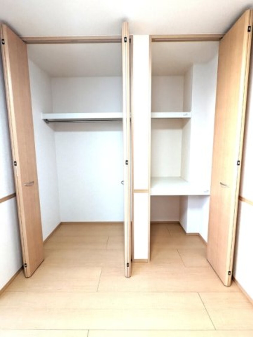  アイエス　浮島