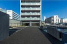 駐車場に車を止められます S-RESIDENCE堀田駅前