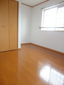 明るい洋室です クレストヒルズ