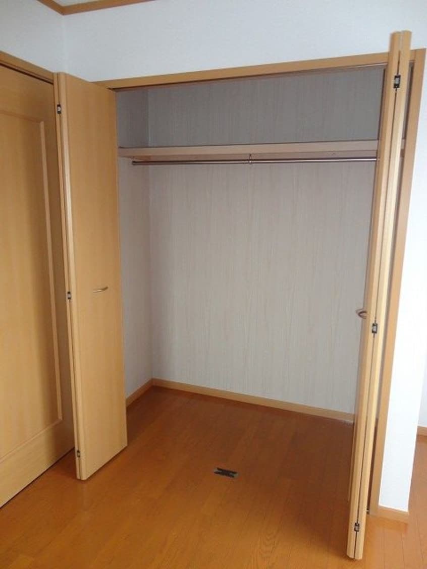 大きなものも収納できそうです クレストヒルズ