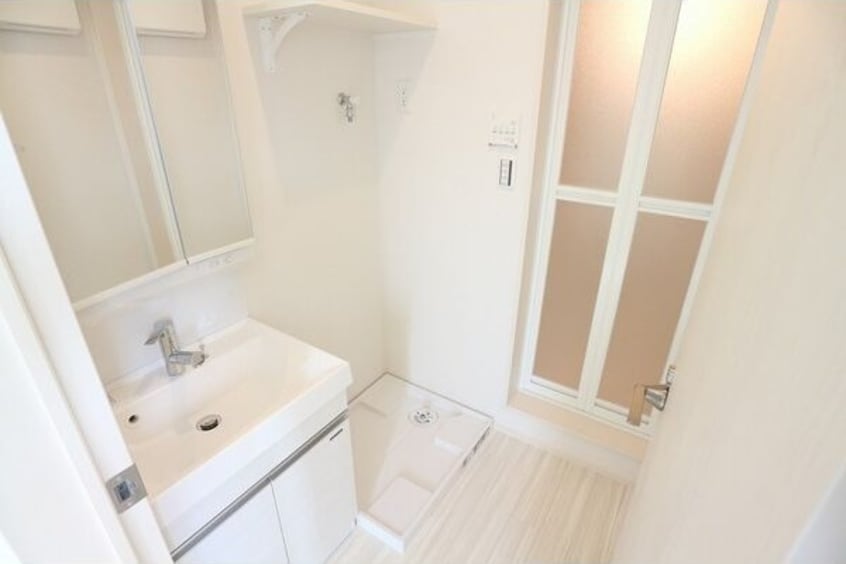  Grandtic Moralis N(グランティックモラリスエヌ)