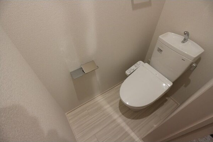  Grandtic Moralis N(グランティックモラリスエヌ)