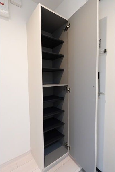 毎日通る玄関はこちらです メイクスR道徳公園Ⅱ