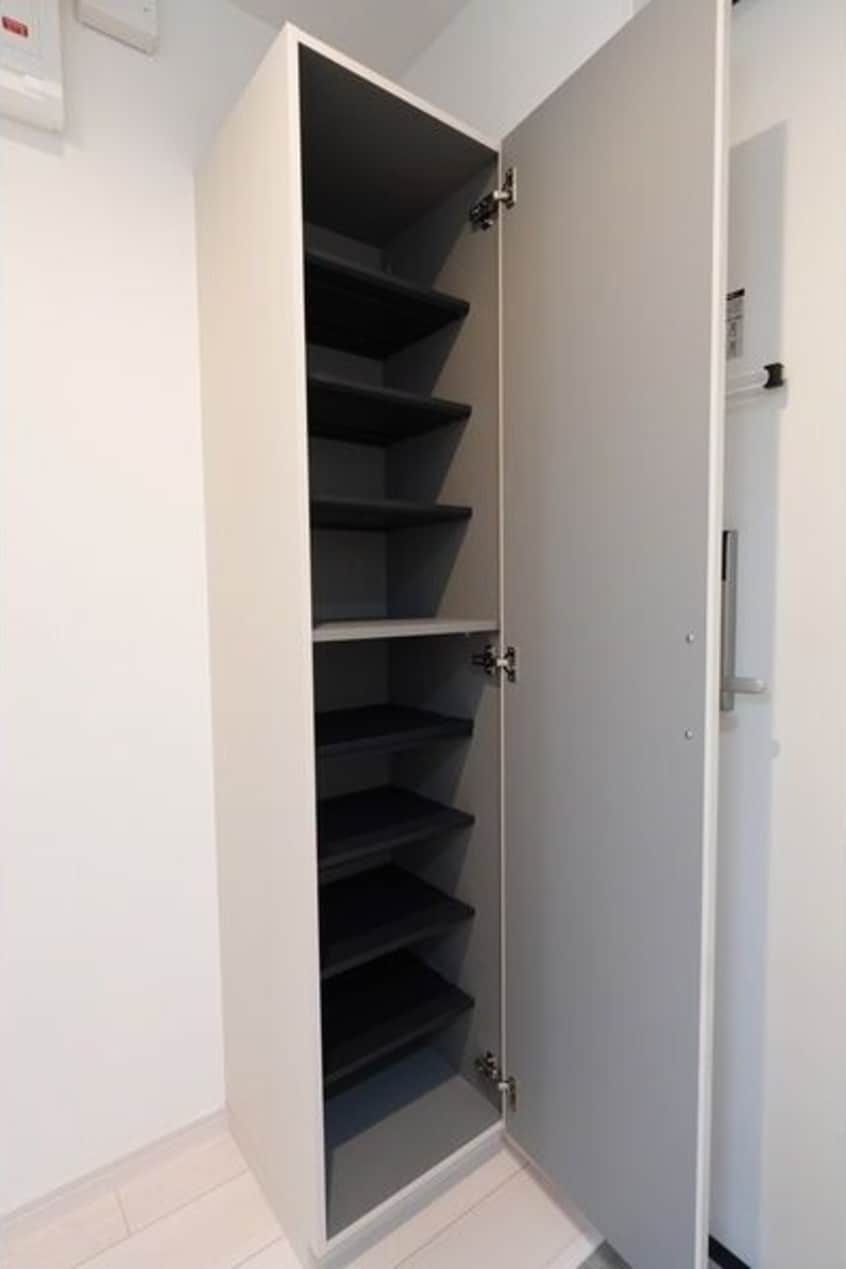 毎日通る玄関はこちらです メイクスR道徳公園Ⅱ