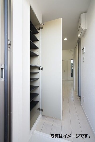 シンプルで使いやすい玄関です グラン　エスポワール