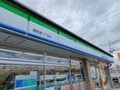 ファミリーマート鶴見通二丁目店(コンビニ)まで371m 山田柴田ビル
