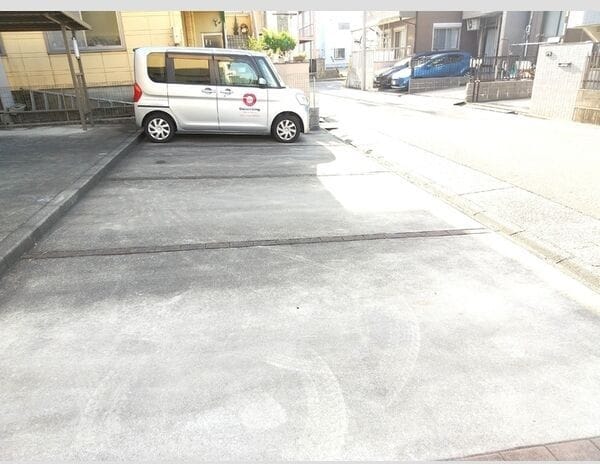 駐車場完備です クレセール