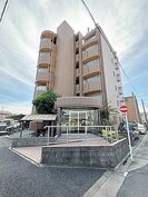 第6田中ビルの外観