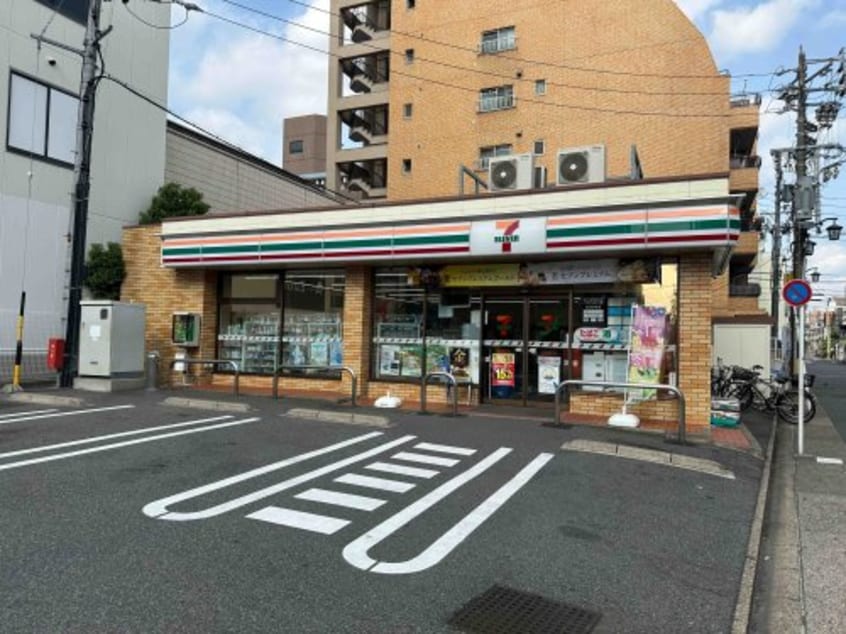 セブン-イレブン 名古屋瑞穂通８丁目店(コンビニ)まで1247m グランドゥール瑞穂通