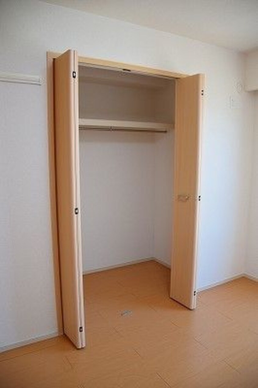  オレンジヒルズ論田Ａ