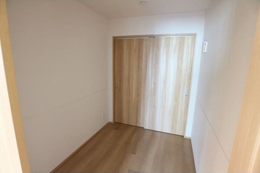 広々とした洋室です REGALEST三番町