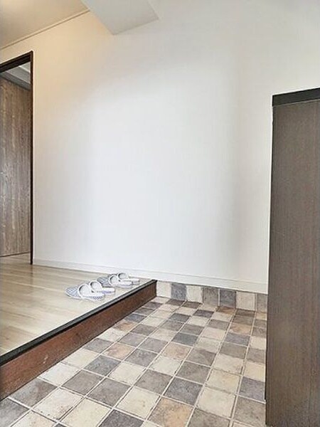 明るい玄関です レジデンス明日香