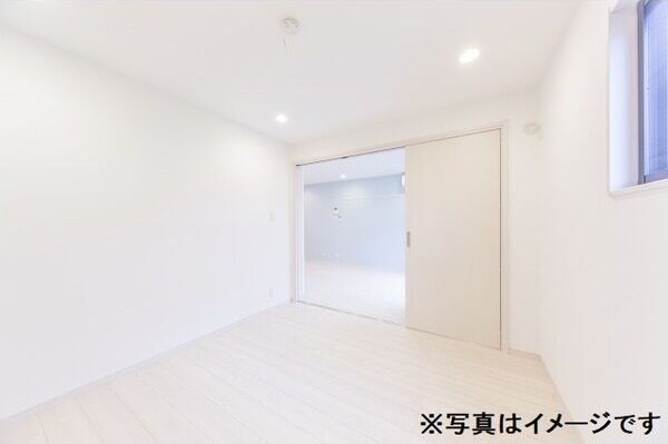 落ち着いた色調の洋室です T.A明前町A棟