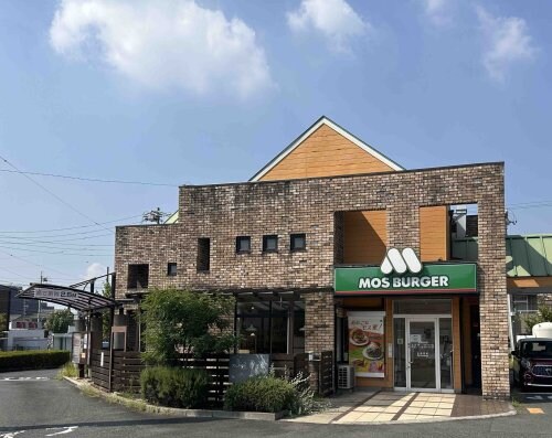 モスバーガー東海中央店(ファストフード)まで2103m ブルースカイＴ