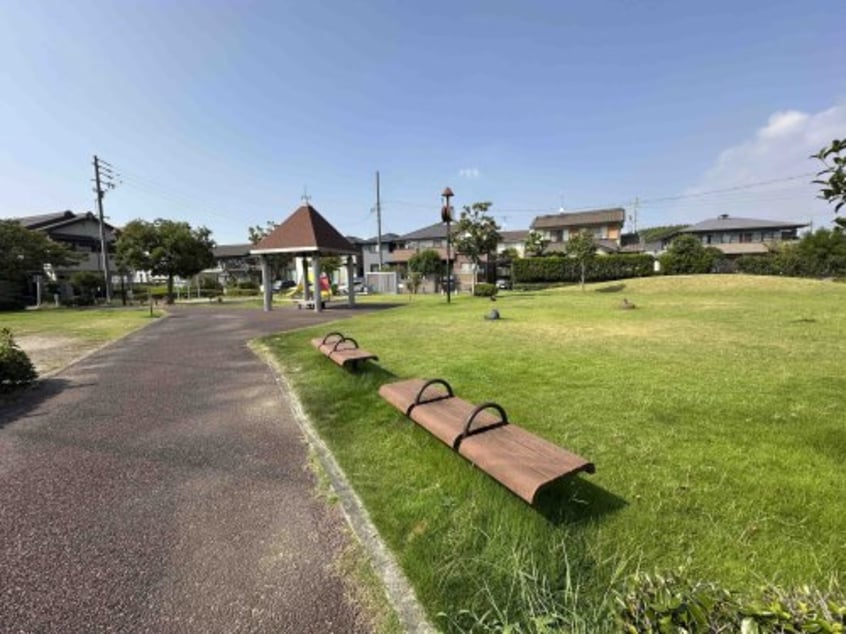 社宮司公園 2428m リビングタウン富木島 A