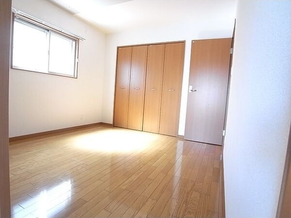 洋室です リバーサイド千年