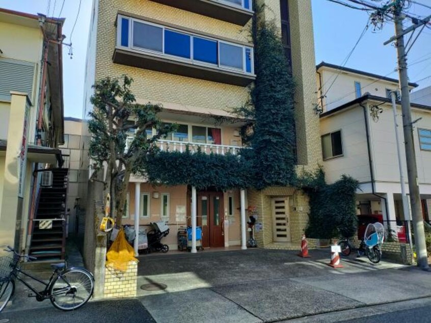 日比野保育園分園(幼稚園/保育園)まで495m ヴァローレ日比野