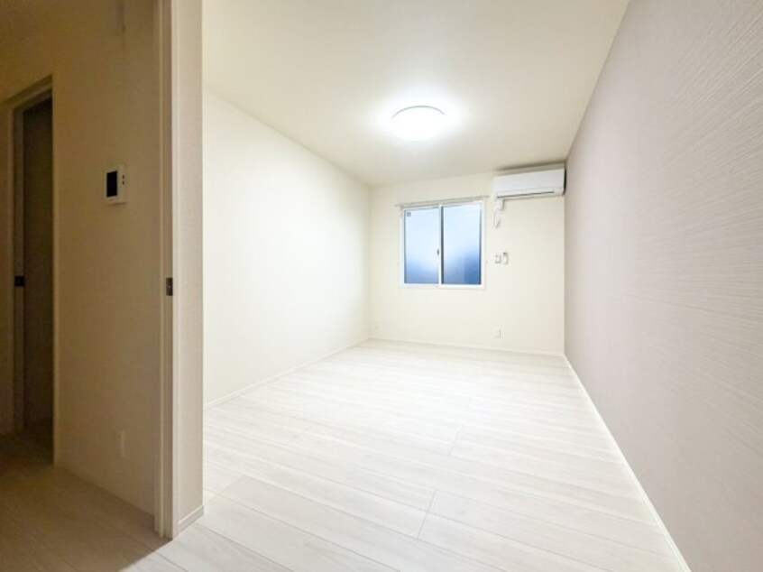 広々とした洋室です 瑞穂区春山町戸建