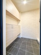 玄関です 瑞穂区春山町戸建