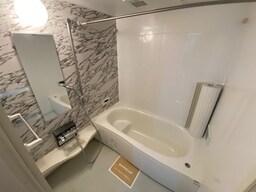 日々の疲れを癒すお風呂付です