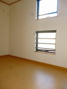 使い勝手のいい洋室です ルトゥール豊