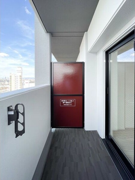 開放的で明るい空間を演出してくれるバルコニーです S-RESIDENCE金山epure