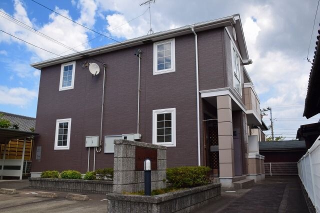 外観は落ち着いています バーシア北崎