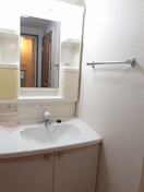 忙しい朝には欠かせない洗面所です エントピア名和北Ａ