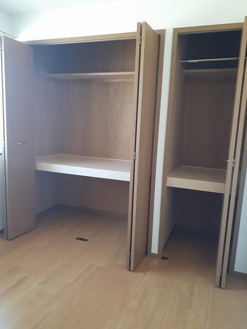 小物を収納するのに便利です エントピア名和北Ａ