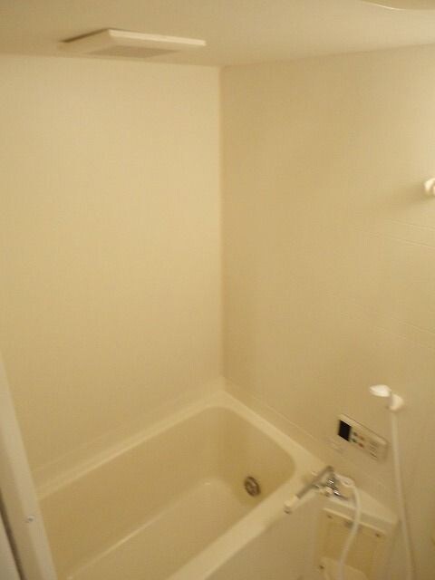 きれいなお風呂です エントピア名和北Ｃ