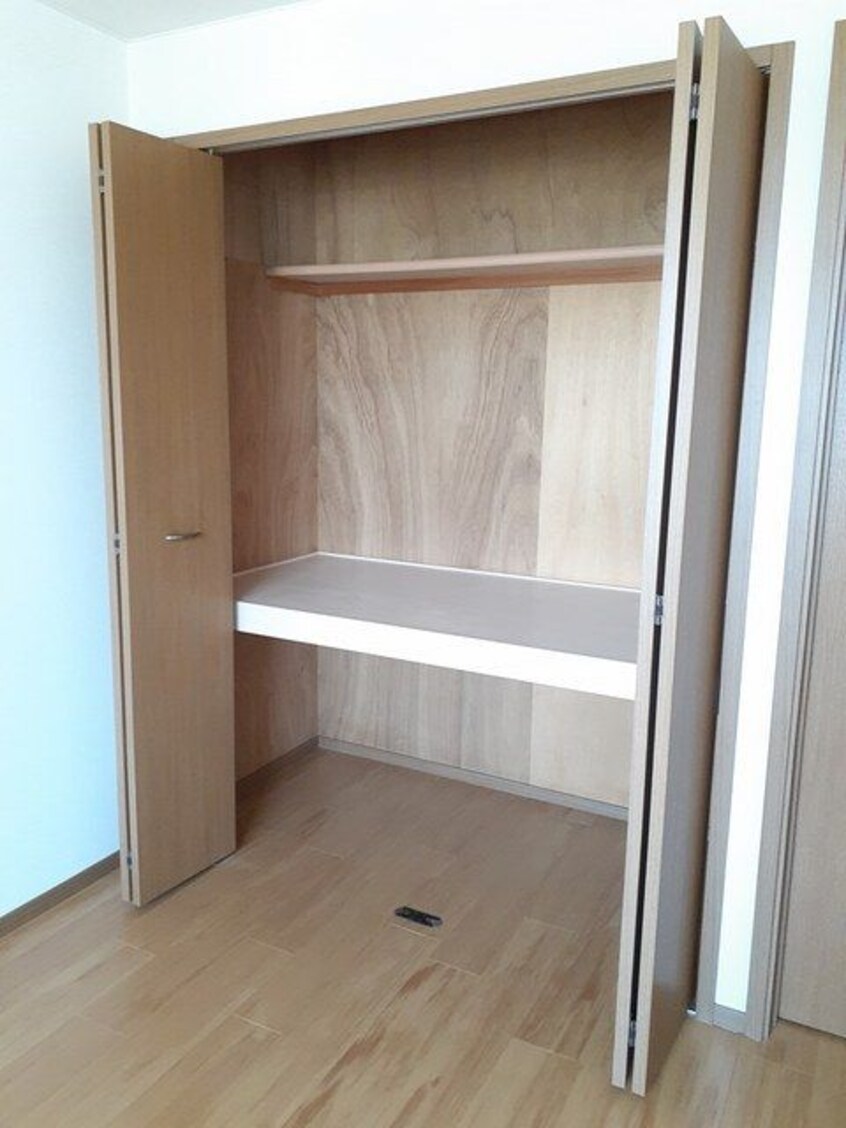 便利な収納スペースです エントピア名和北Ｃ