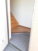 シンプルで使いやすい玄関です エントピア名和北Ｃ