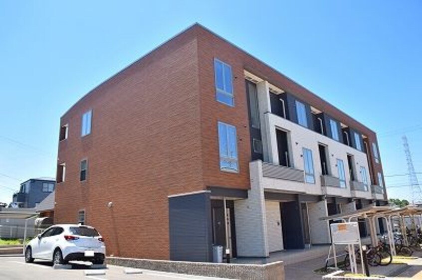 外はこのようになっています オレンジヒルズ論田Ａ