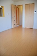  オレンジヒルズ論田Ａ